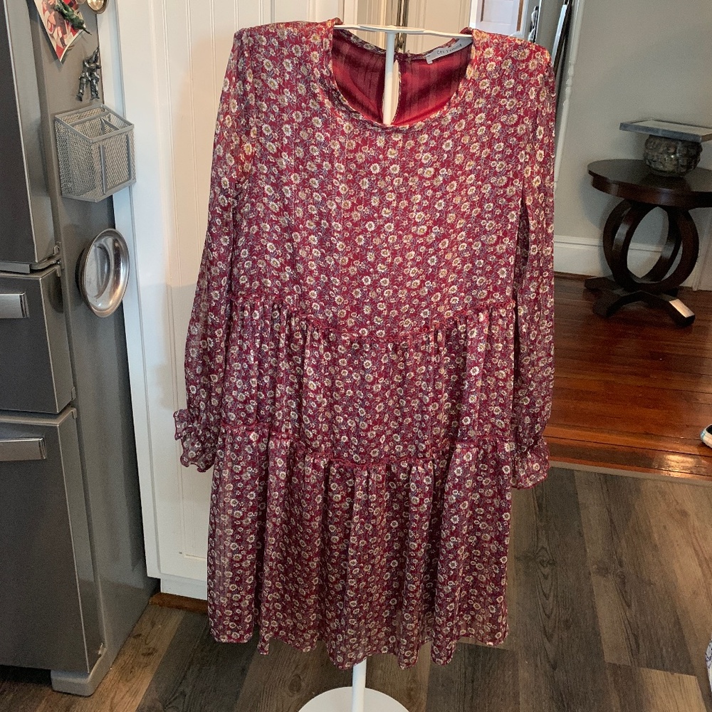 Ces femme floral tiered dress with metallic embellishments. Worn once